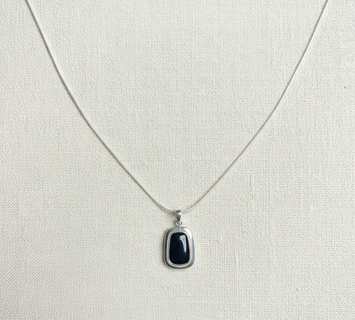 Black Stone Geometric Pendant Necklace