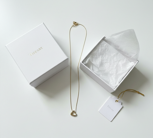 Interlocking Circle Necklace - Gold Tone Pendant