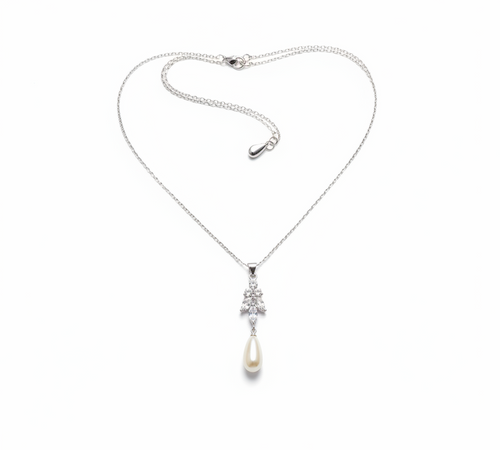 Crystal Leaf Pearl Necklace