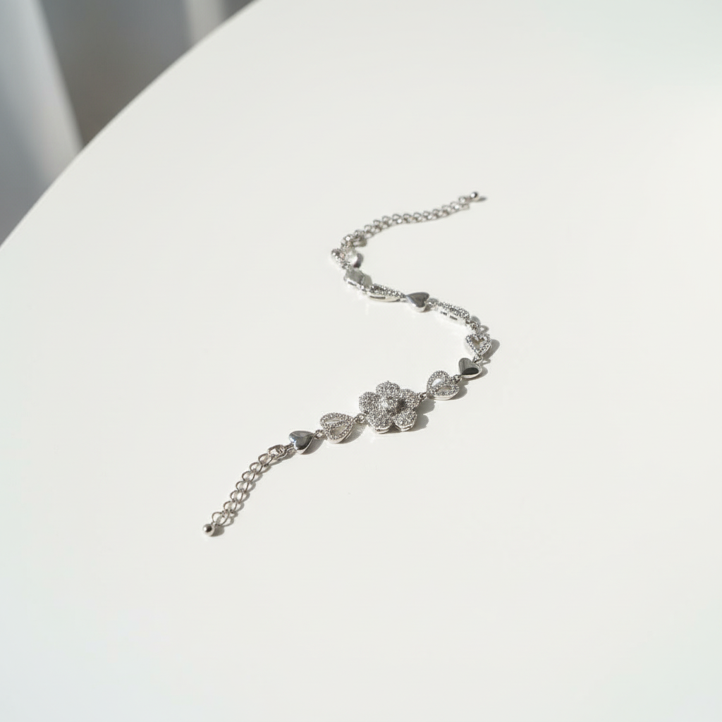 .Elegant Crystal Flower Chain Bracelet - Silver Ton